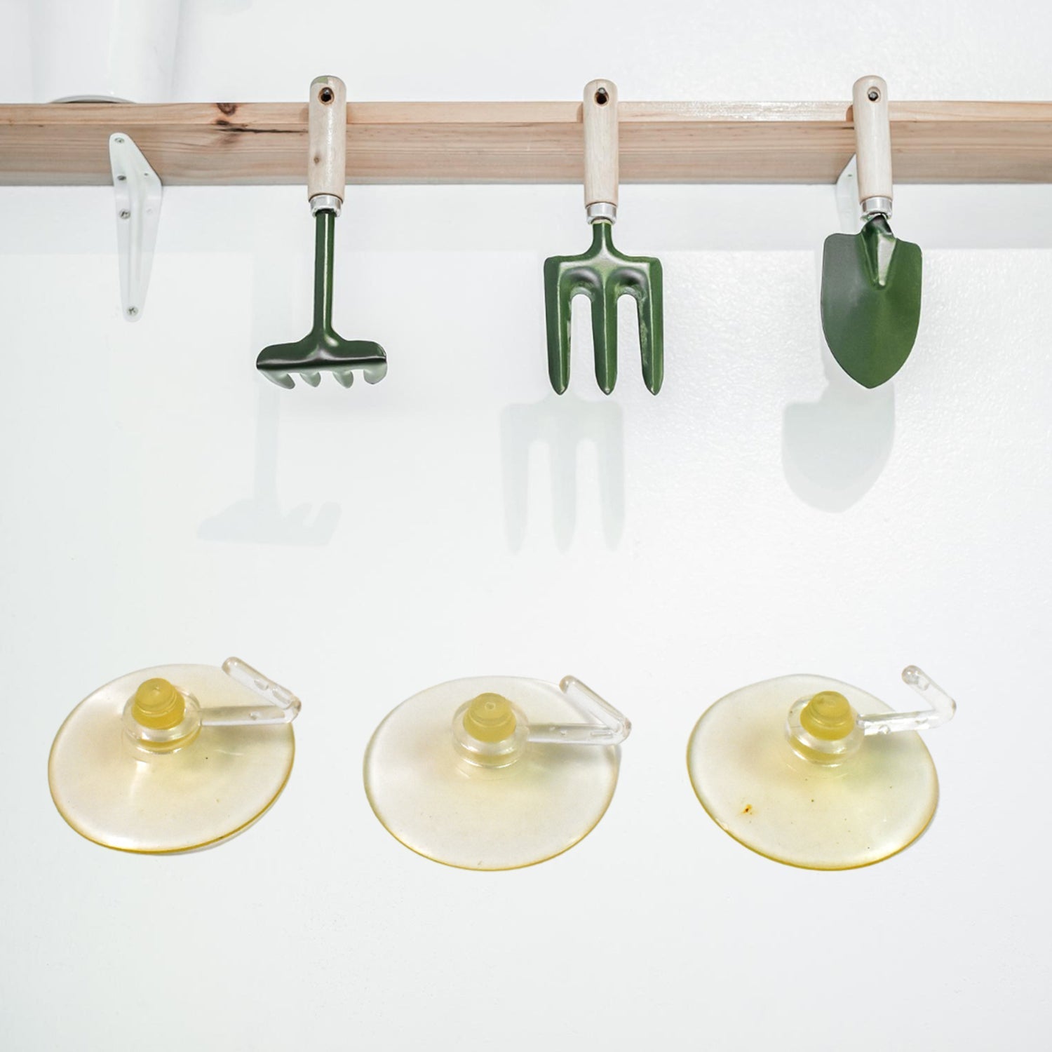 ClearHold Suction Hooks ClearHold Suction Hooks
